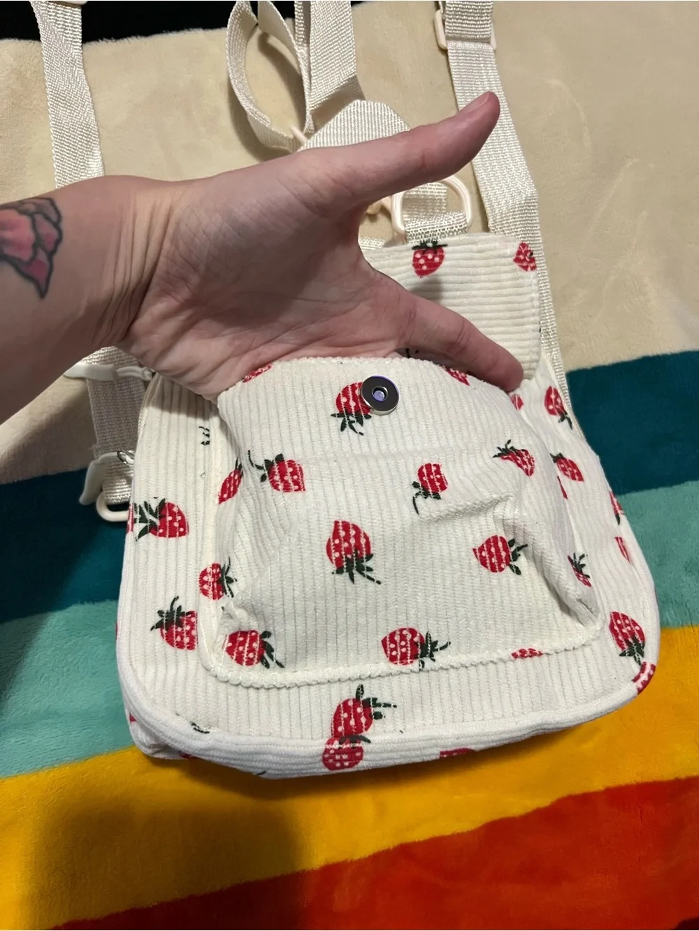 Small Strawberry Backpack 🍓NWOT 🍓
